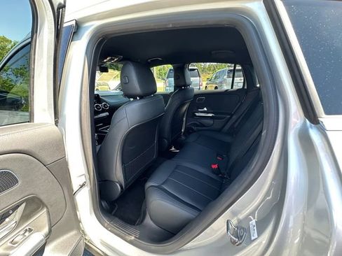 Used 2023 Mercedes-Benz GLA 250 4MATIC image 18