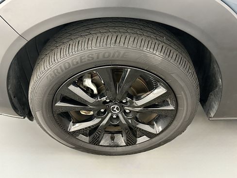 Used 2025 MAZDA CX-30 AWD 2.5 S w/ Preferred Package image 11