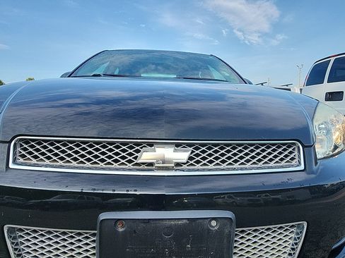 Used 2012 Chevrolet Impala LS FWD image 11