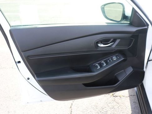 Used 2024 Honda Accord EX image 9