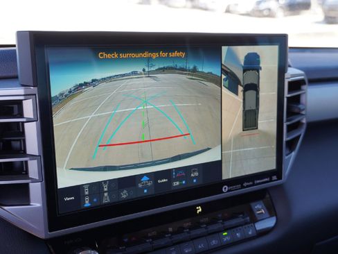 Used 2024 Toyota Tundra Limited image 14