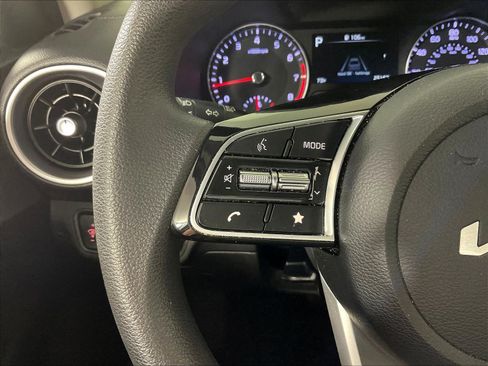 Certified 2023 Kia Forte LXS w/ LXS Technology Package FWD image 10