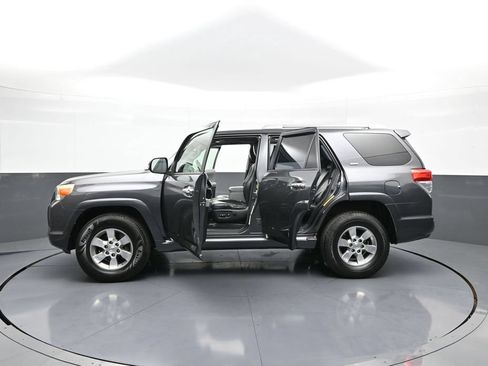 Used 2011 Toyota 4Runner SR5 w/ Premium Pkg w/Leather AWD/4WD image 42