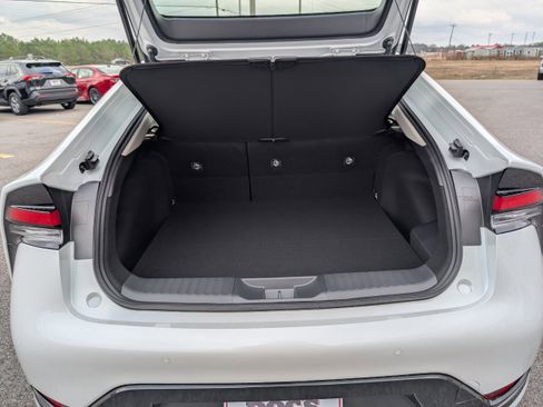 New 2026 Toyota Prius XLE image 33