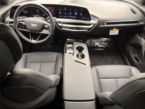 New 2026 Cadillac Lyriq Sport RWD image 9
