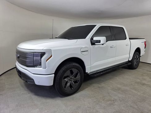 Used 2023 Ford F150 Lightning Lariat w/ Equipment Group 511A High AWD/4WD image 8