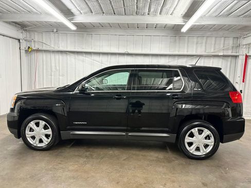 Used 2017 GMC Terrain SLE image 9
