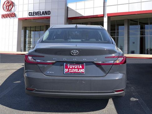 Used 2025 Toyota Camry LE FWD image 5