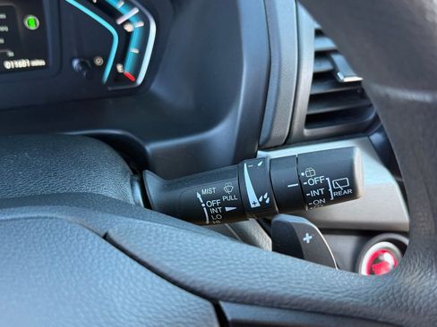 Used 2023 Honda Odyssey EX image 23