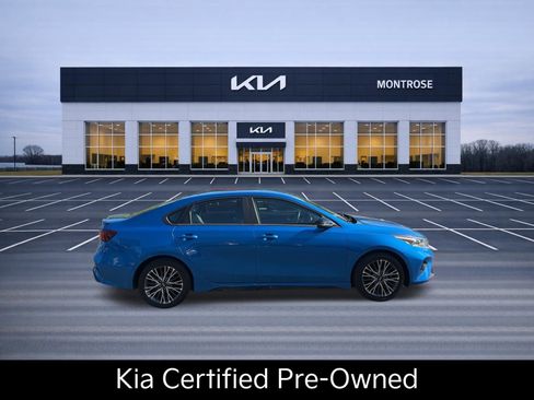 Certified 2024 Kia Forte GT-Line FWD image 4