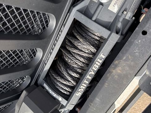 Used 2017 Jeep Wrangler Unlimited Rubicon w/ Connectivity Group image 28