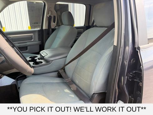 Used 2017 RAM 1500 Classic SLT RWD image 10