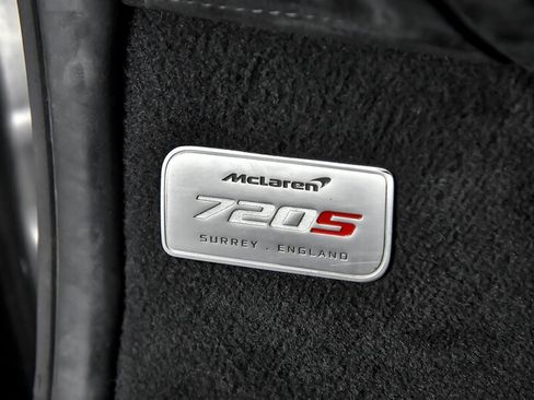 Used 2020 McLaren 720S Spider RWD image 22