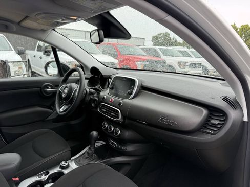 Used 2023 FIAT 500X Pop AWD/4WD image 9
