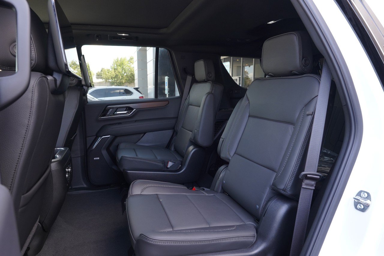 New 2026 GMC Yukon Denali w/ Advanced Technology Package RWD image 39