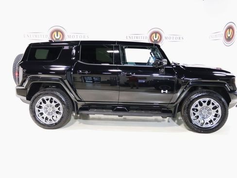 Used 2025 GMC Hummer EV 3X AWD/4WD image 30
