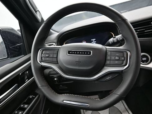 Used 2024 Jeep Wagoneer Series II AWD/4WD image 13
