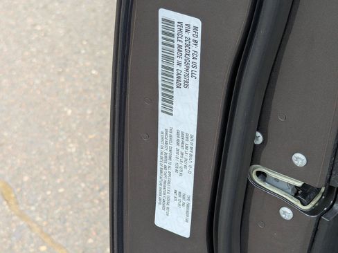 Used 2023 Dodge Charger SXT AWD/4WD image 40