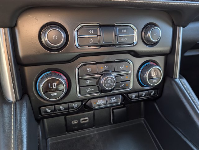 Used 2023 Chevrolet Tahoe Premier RWD image 29