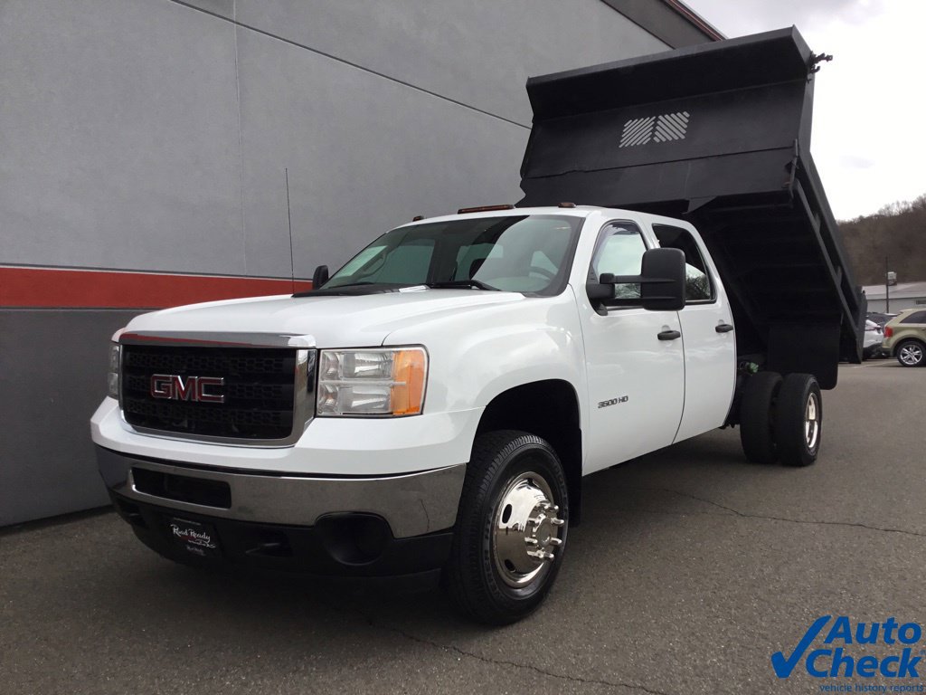 Used 2013 GMC Sierra 3500 W/T w/ Snow Plow Prep Package AWD/4WD image 4