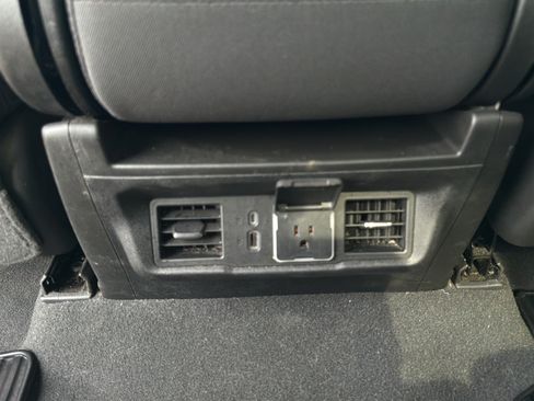 Used 2024 GMC Sierra 1500 Elevation AWD/4WD image 15