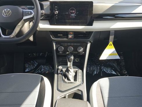 New 2026 Volkswagen Taos S image 13