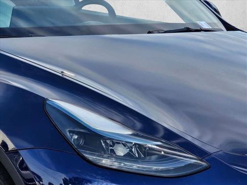 Used 2022 Tesla Model Y Performance AWD/4WD image 4
