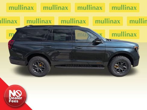 New 2025 Ford Expedition Tremor image 2