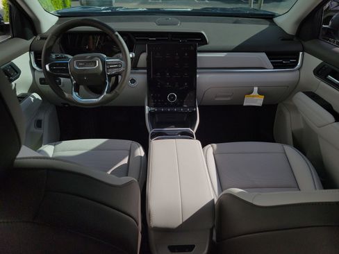 New 2027 GMC Terrain Denali w/ LPO, Floor Liner Package AWD/4WD image 16