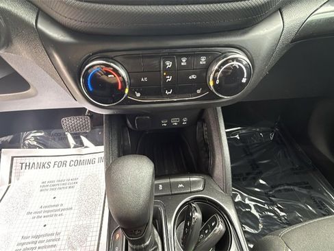 Used 2022 Chevrolet TrailBlazer LT image 21