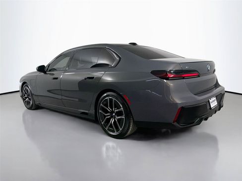New 2026 BMW 750e xDrive AWD/4WD image 14