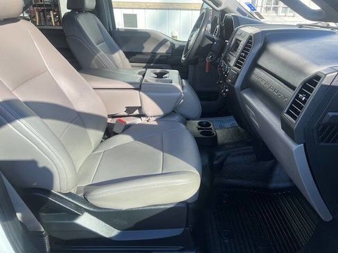 Used 2019 Ford F250 XL w/ Power Equipment Group image 11