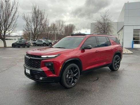 Used 2024 Chevrolet Traverse RS w/ LPO, Floor Liner Package image 8