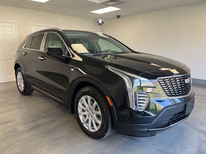 Certified 2022 Cadillac XT4 Luxury w/ Cold Weather Package