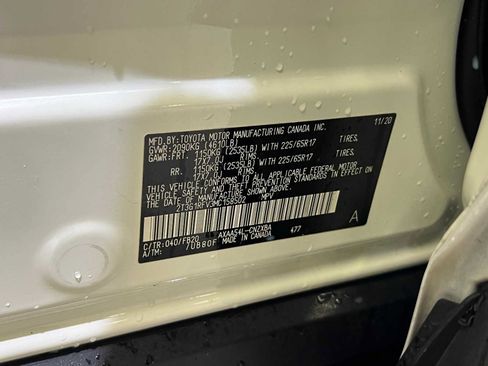 Certified 2021 Toyota RAV4 LE image 27