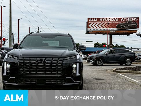 Used 2025 Hyundai Palisade Calligraphy AWD/4WD image 3