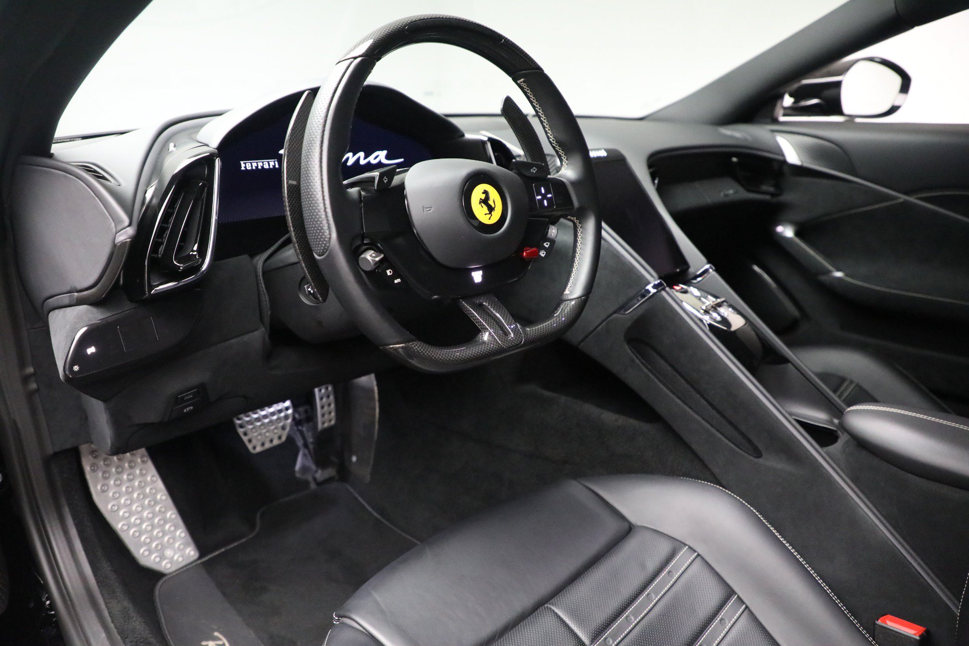 Certified 2021 Ferrari Roma RWD image 13