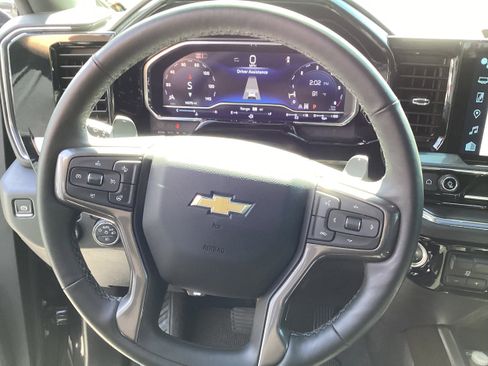Used 2024 Chevrolet Silverado 1500 High Country image 15