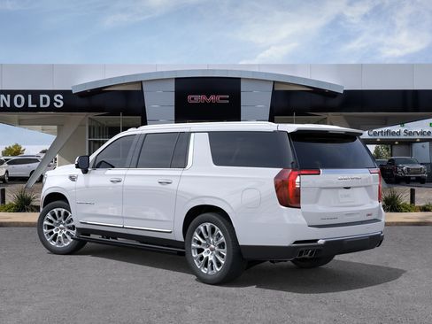 New 2026 GMC Yukon XL Denali w/ Denali Reserve Package AWD/4WD image 3