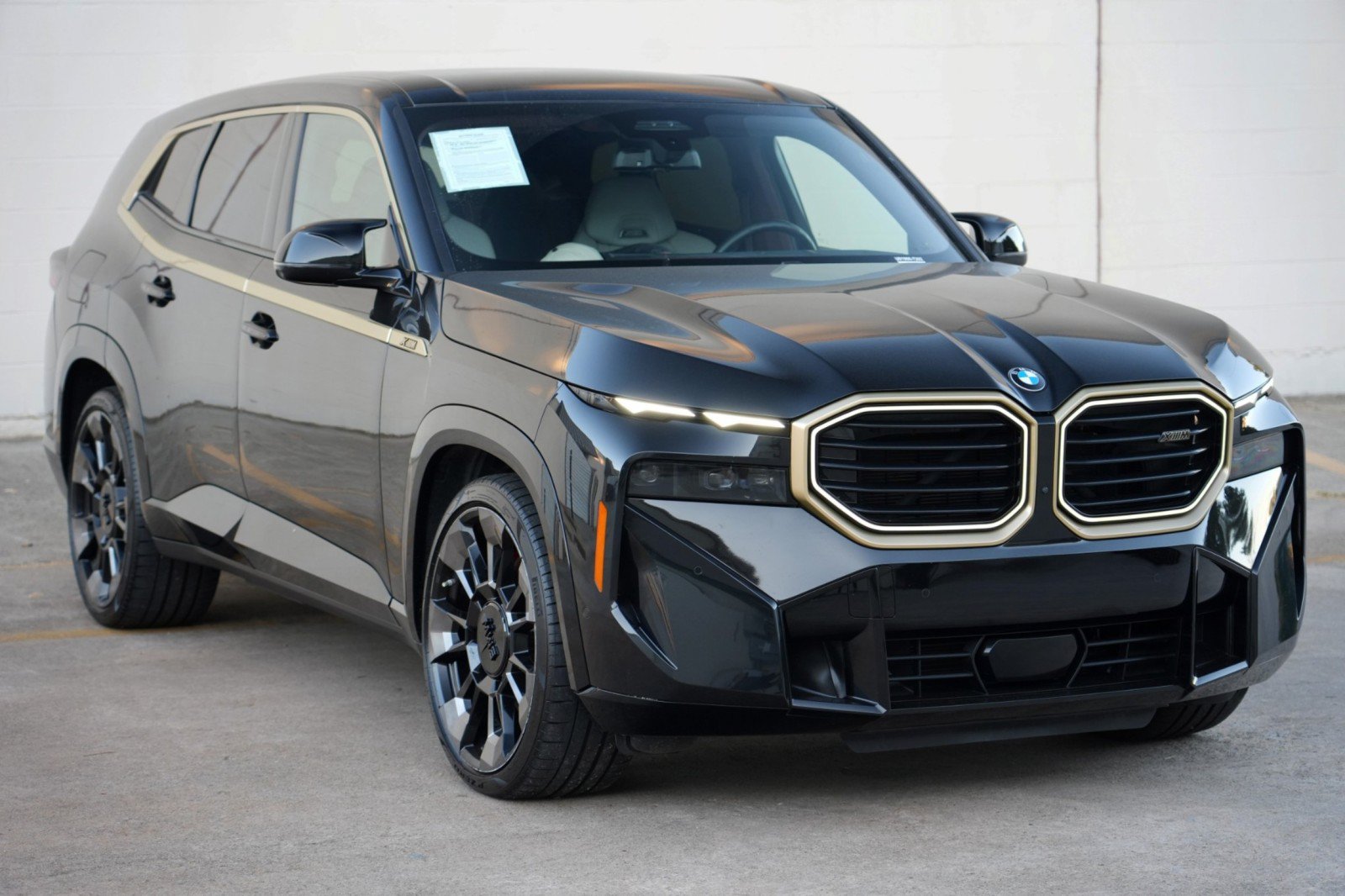 Used 2024 BMW XM w/ M Driver's Package AWD/4WD image 65
