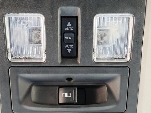 Used 2016 RAM 1500 Laramie AWD/4WD image 49