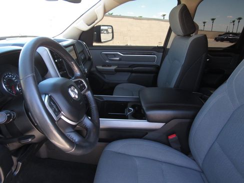 Used 2020 RAM 1500 Big Horn AWD/4WD image 13