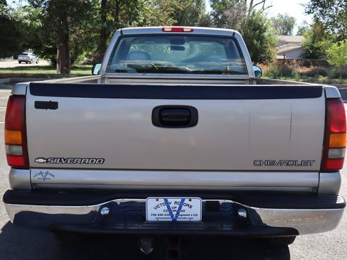 Used 1999 Chevrolet Silverado 2500 LS w/ Firm Ride Suspension Pkg AWD/4WD image 6