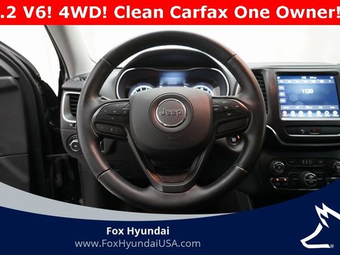 Used 2019 Jeep Cherokee Trailhawk w/ Cold Weather Group image 4