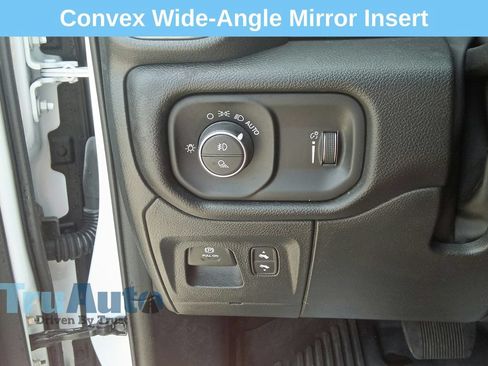 Used 2024 RAM 1500 Big Horn AWD/4WD image 35