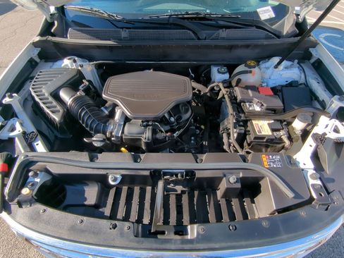 Used 2021 GMC Acadia SLT image 36