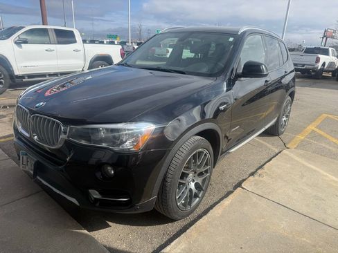Used 2017 BMW X3 xDrive28i image 2