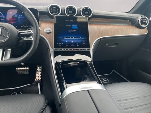 Certified 2025 Mercedes-Benz GLC 350e 4MATIC image 11