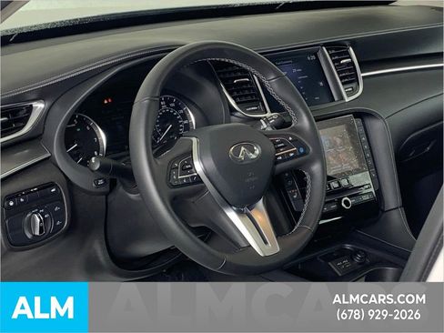 Used 2024 INFINITI QX50 Luxe image 8