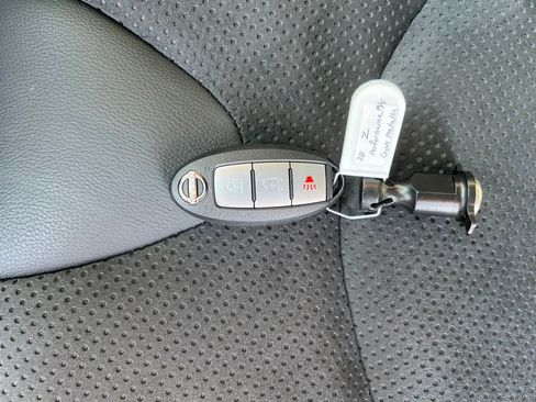 New 2025 Nissan Z Performance w/ Floor Mat Package image 28